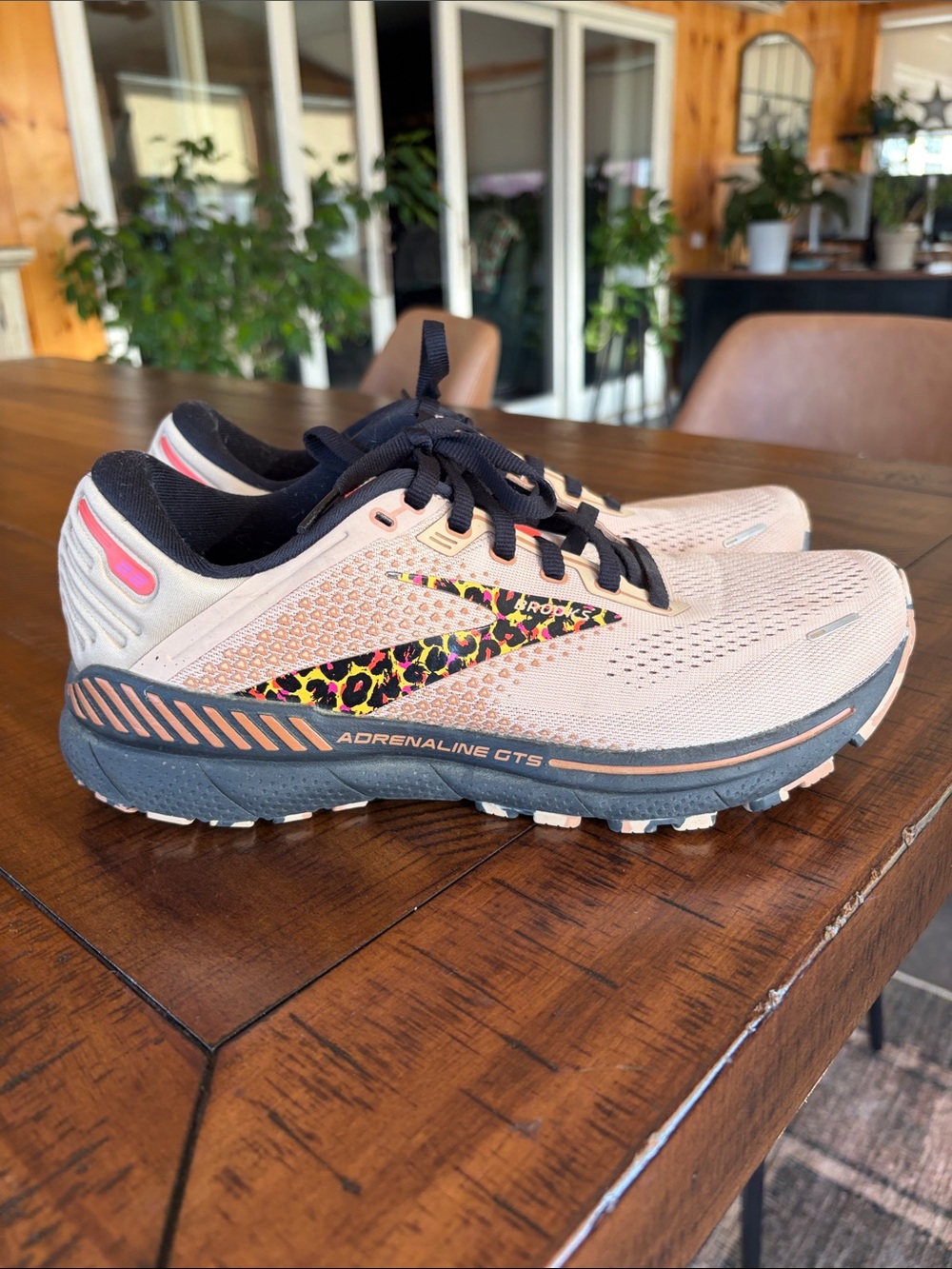 Brooks Women's Running Shoes in Light Pink with Black Accents - Picture 3 of 5